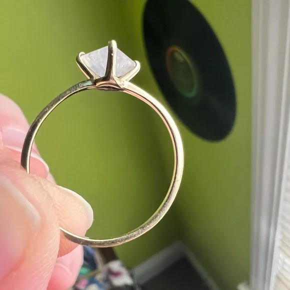 Local Eclectic Solid Gold Essential Moonstone Ring - Size 10 - Picture 5 of 7